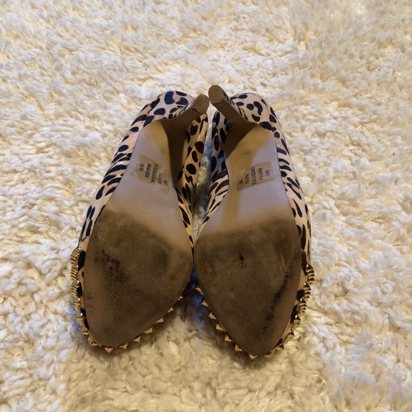Steve Madden, Pony hair, platform heel, (size 9.5) - Picture 7 of 8